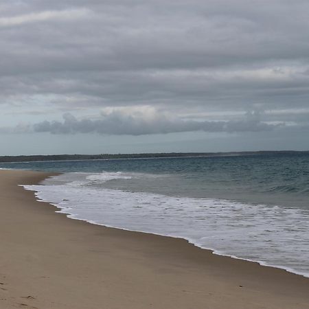 Pomene Tropical Beach Resort Massinga Exteriör bild