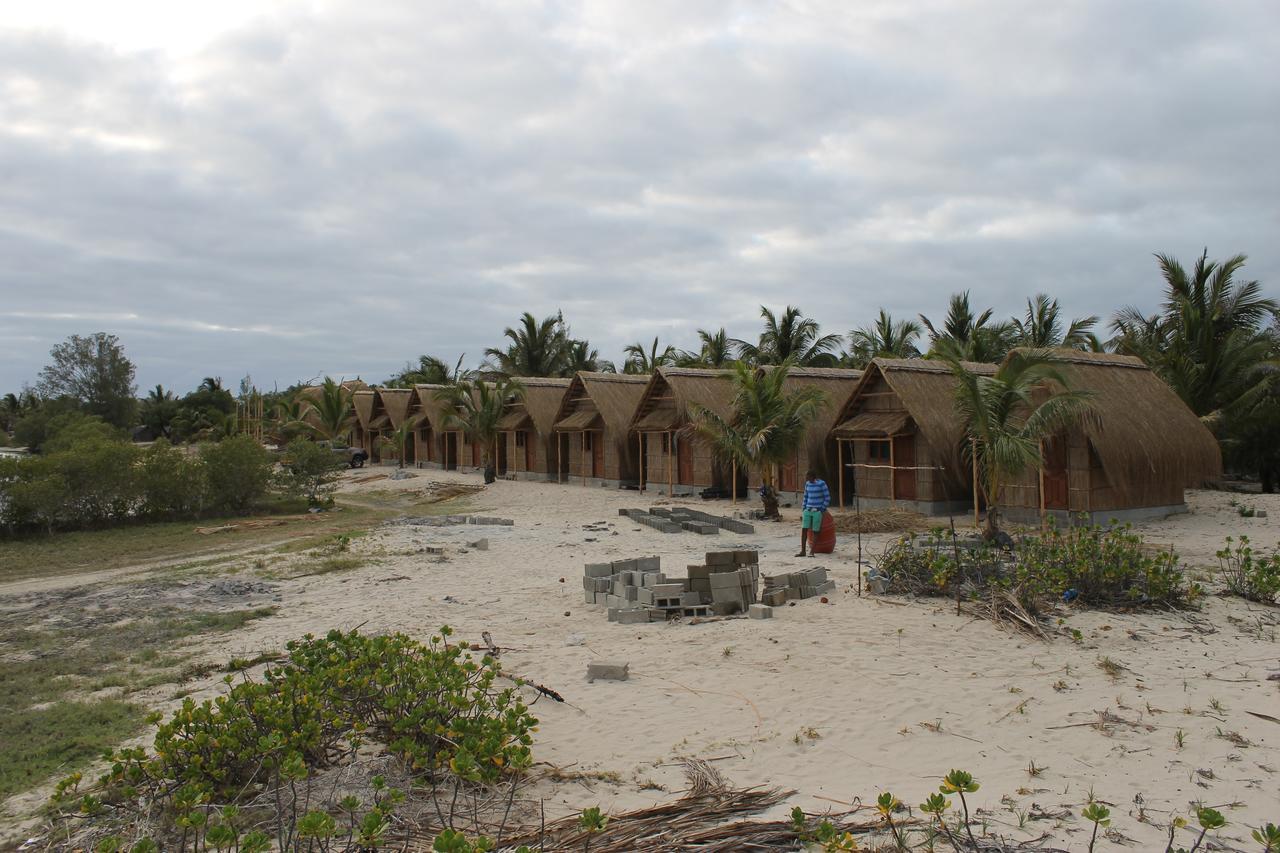 Pomene Tropical Beach Resort Massinga Exteriör bild